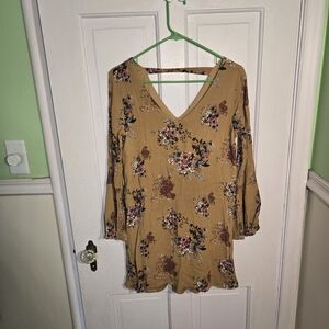 Altar'd State Tan Floral V-Neck Tunic Size S